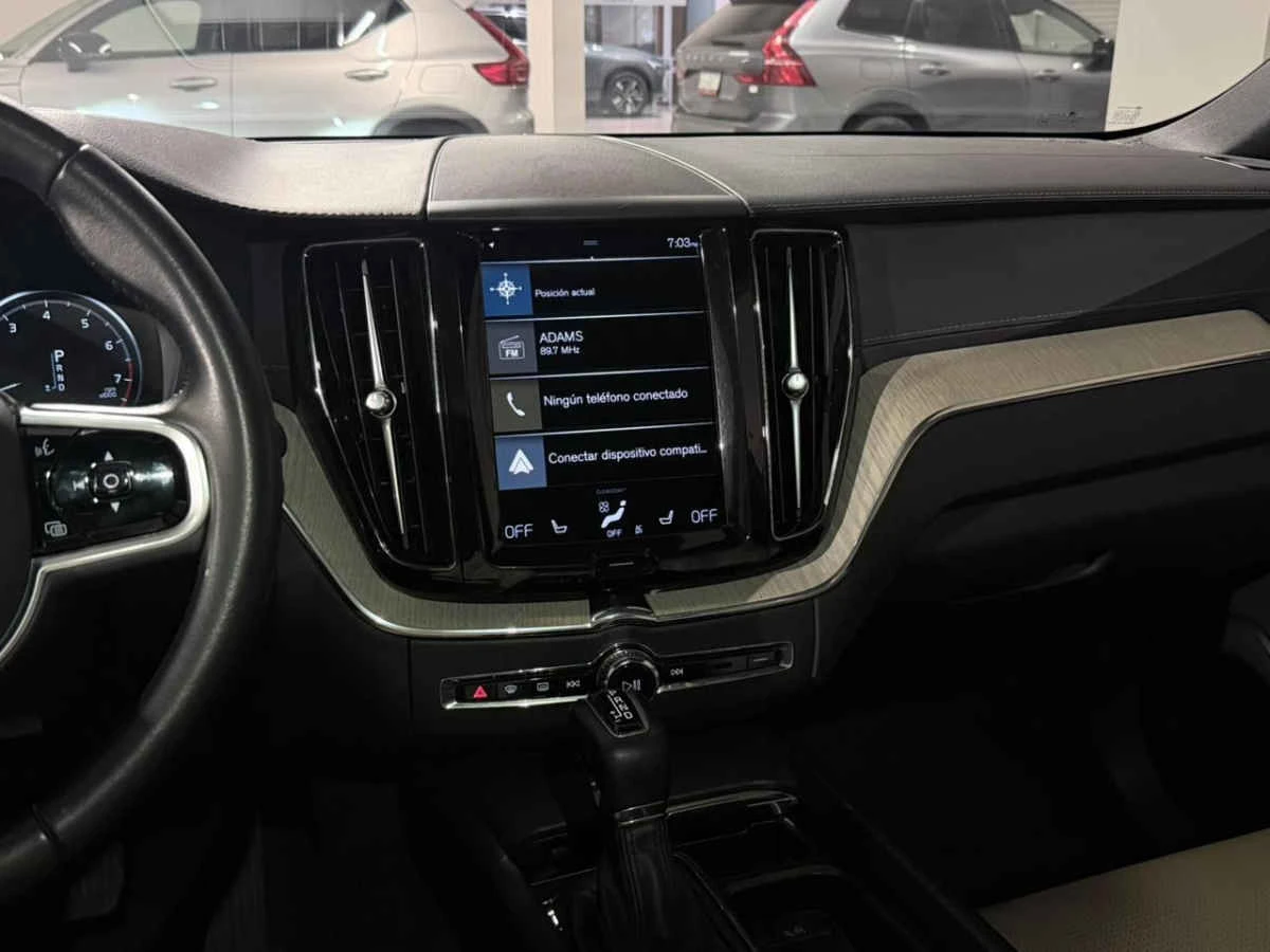 Volvo XC60 2021