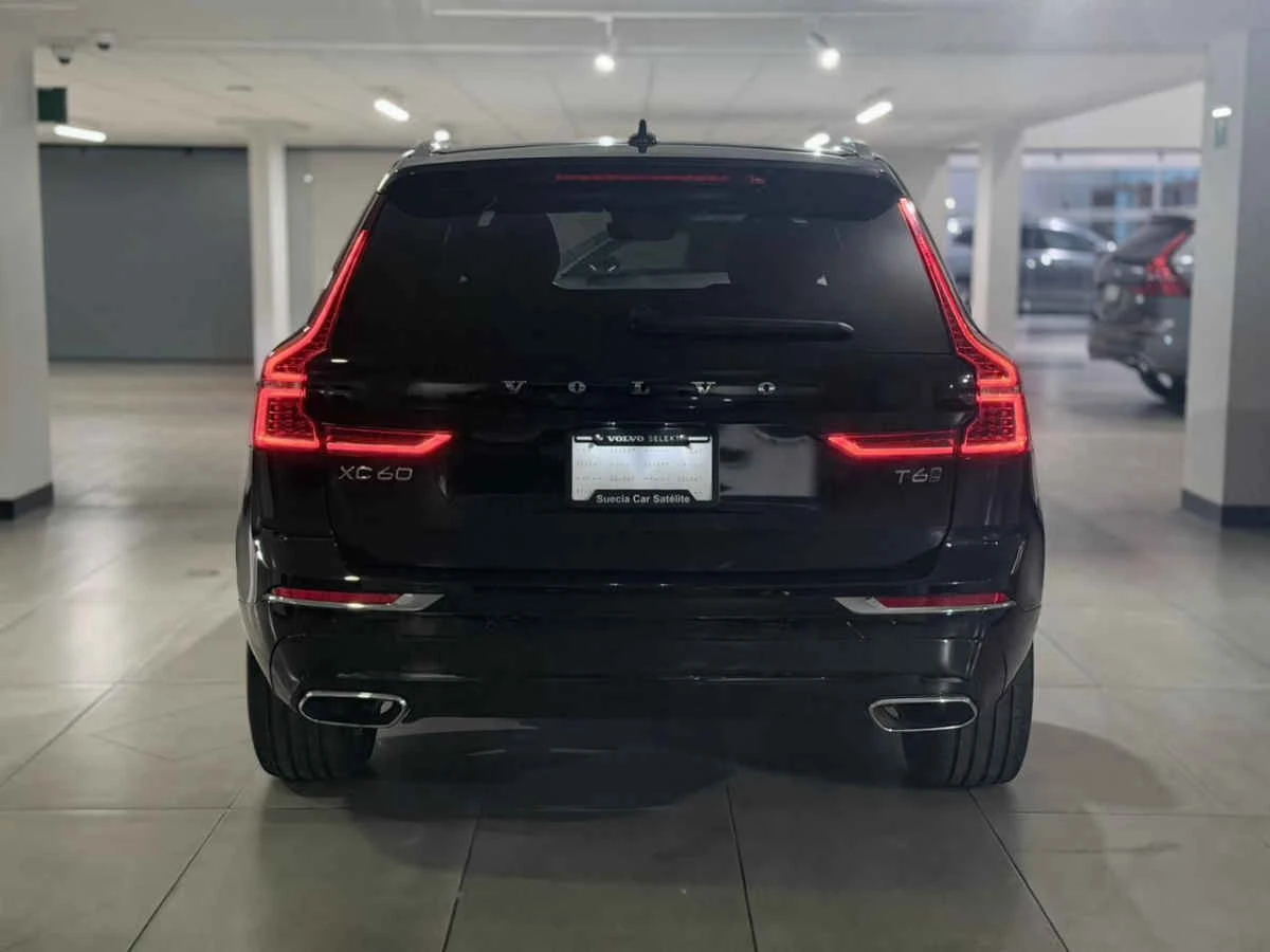 Volvo XC60 2021