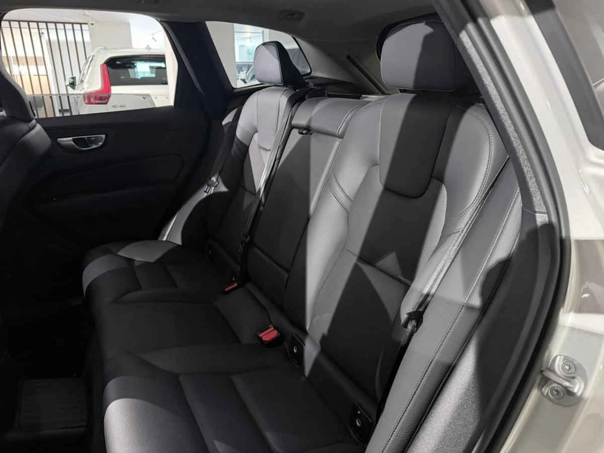 Volvo XC60 2024