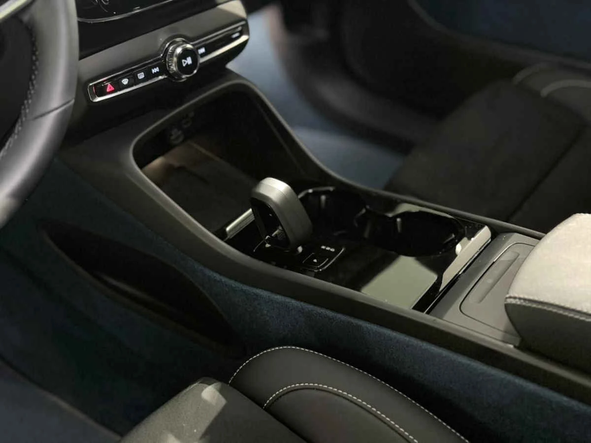 Volvo XC40 2024