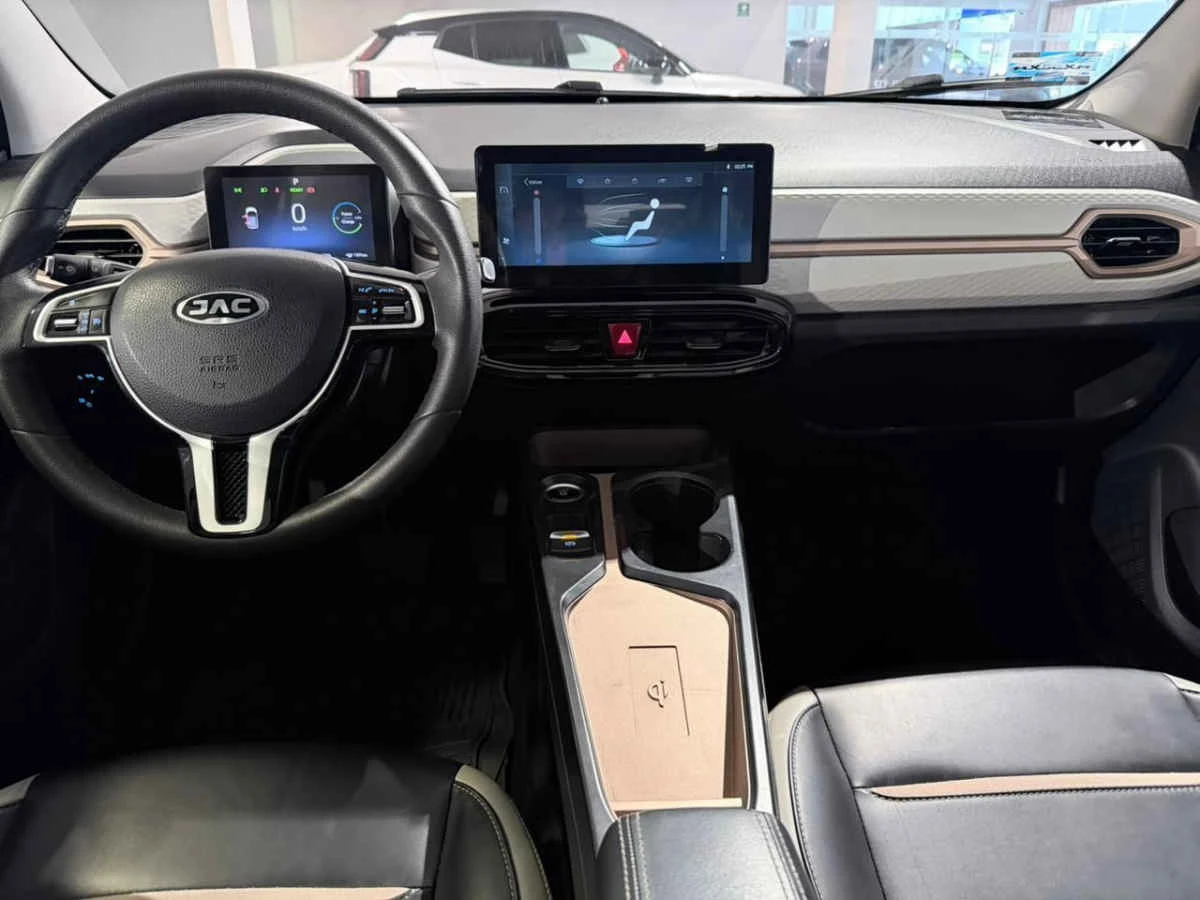 JAC E10X 2023