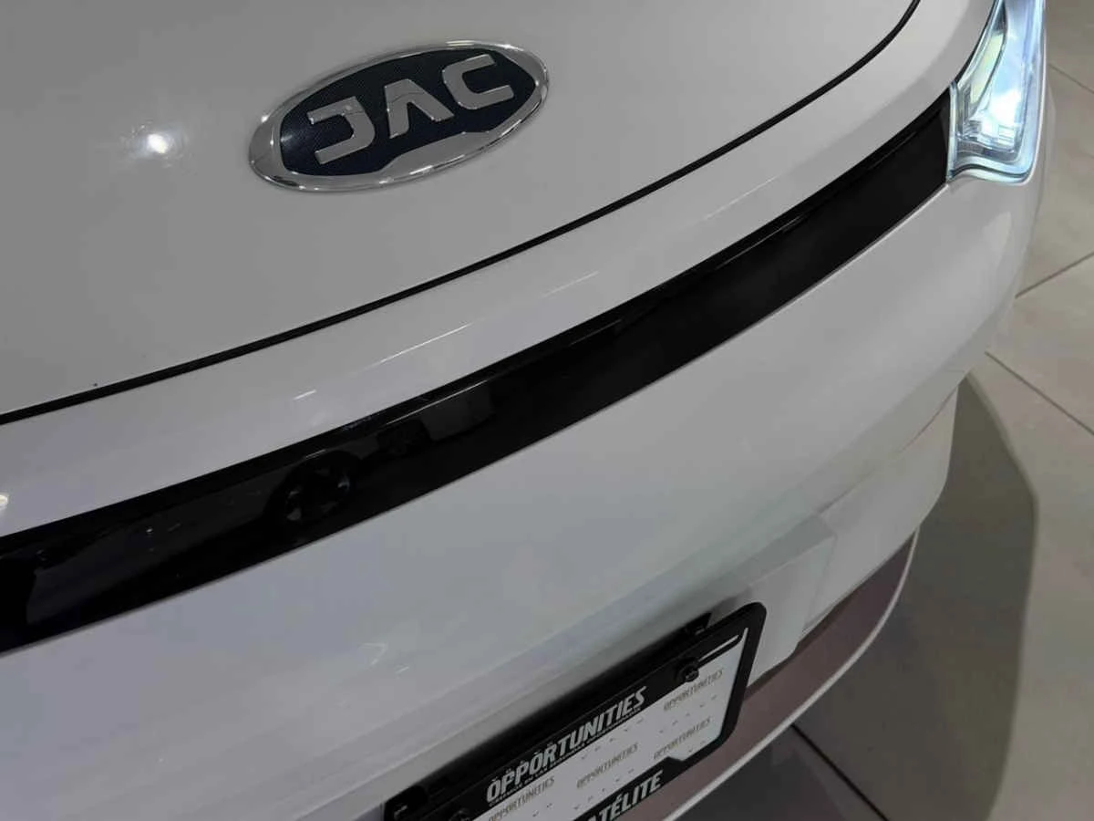 JAC E10X 2023