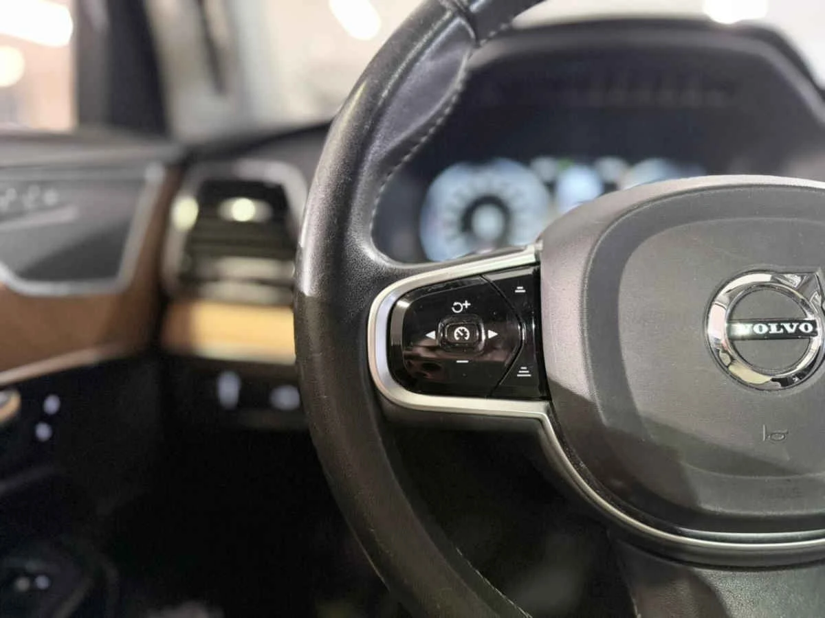 Volvo XC90 2019