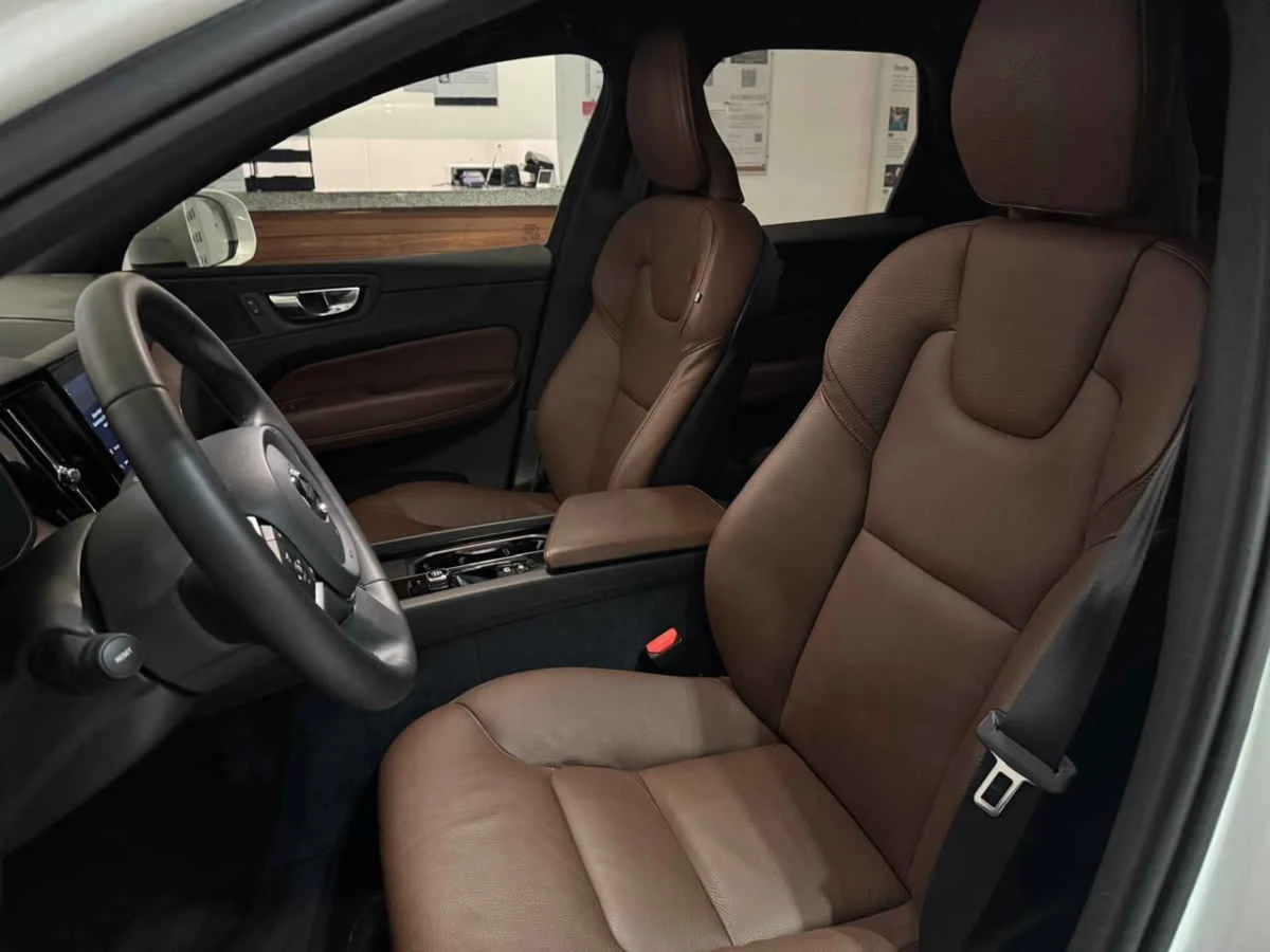 Volvo XC60 2023