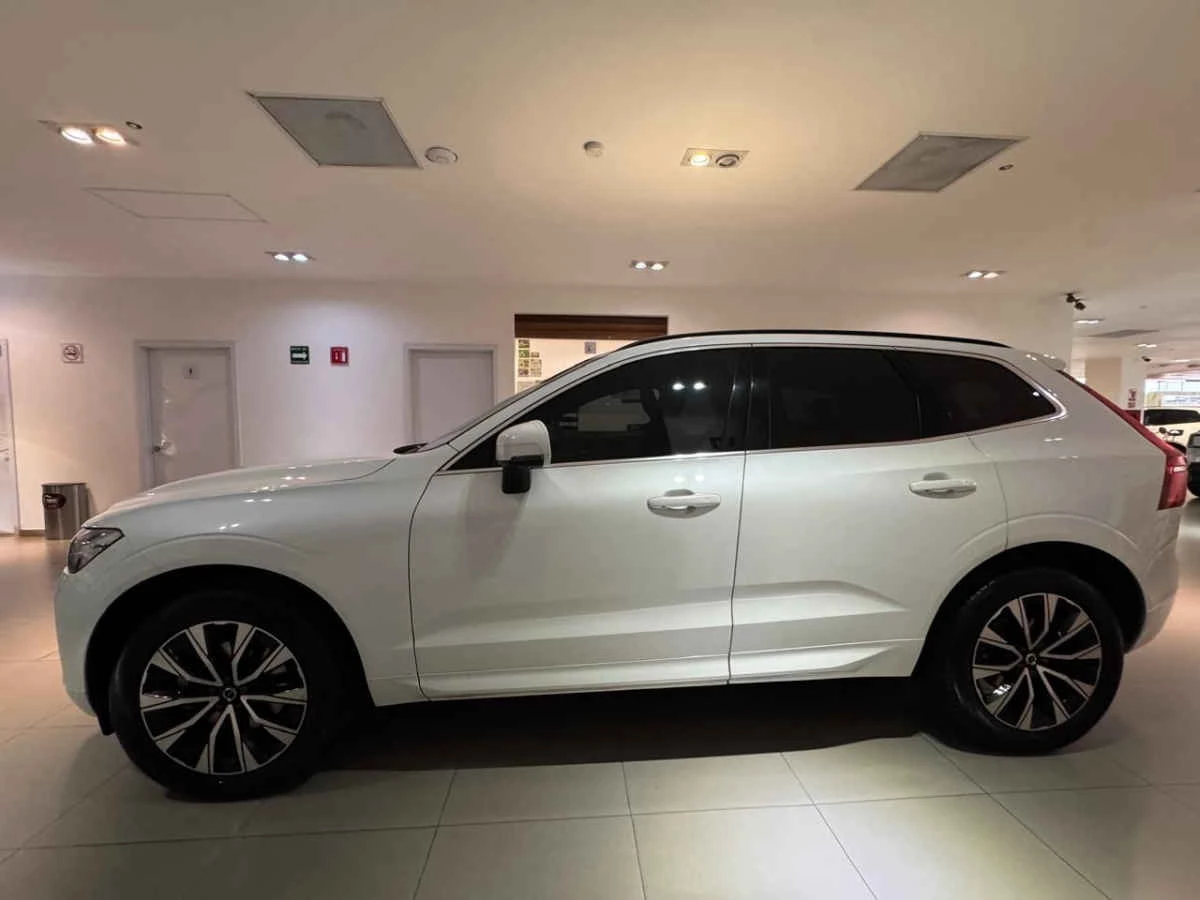 Volvo XC60 2023