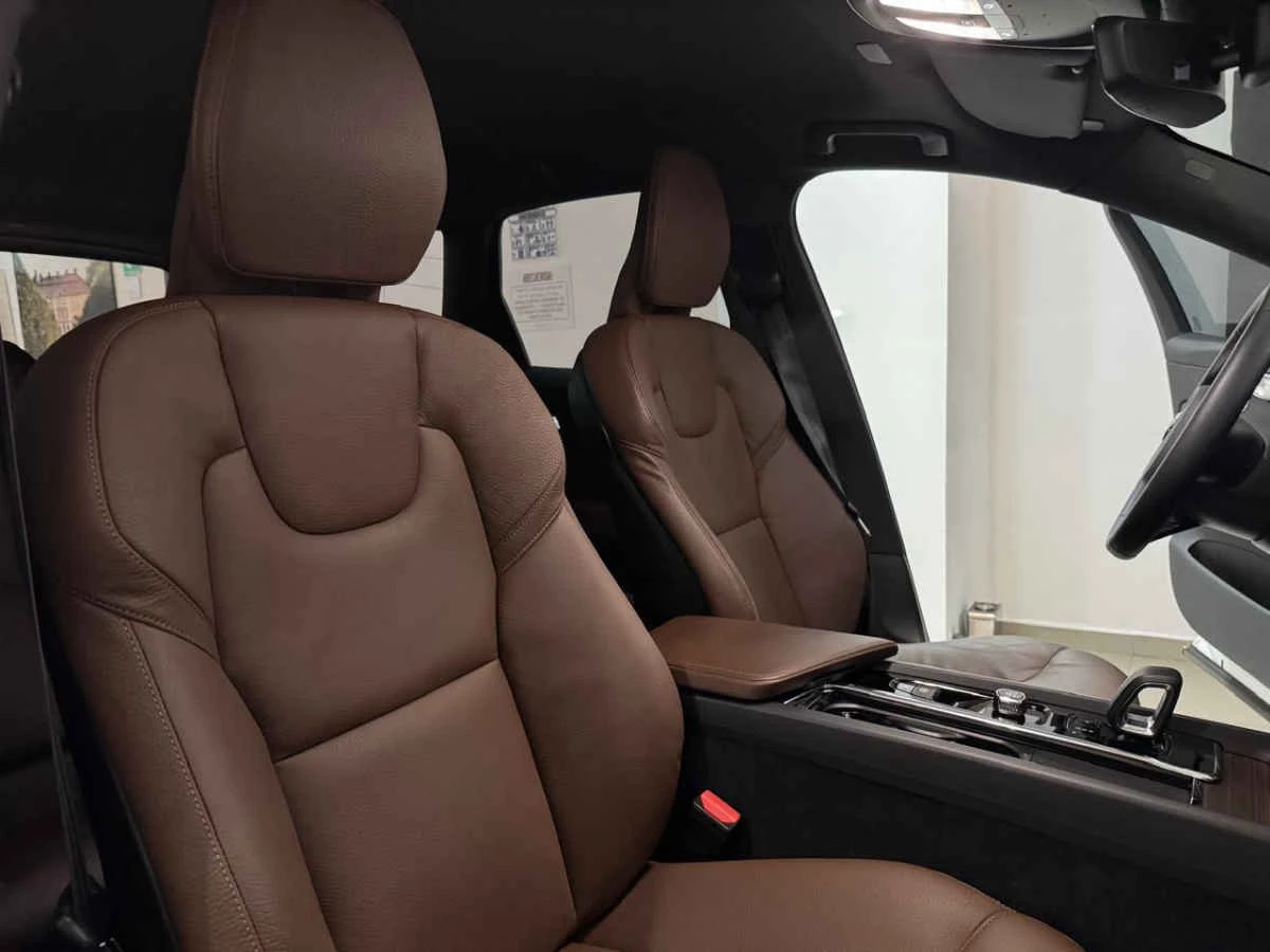 Volvo XC60 2023