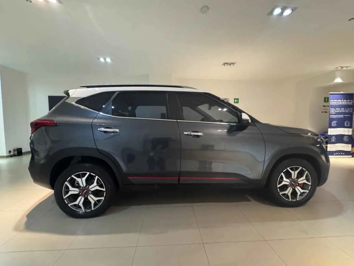 Kia SELTOS 2023