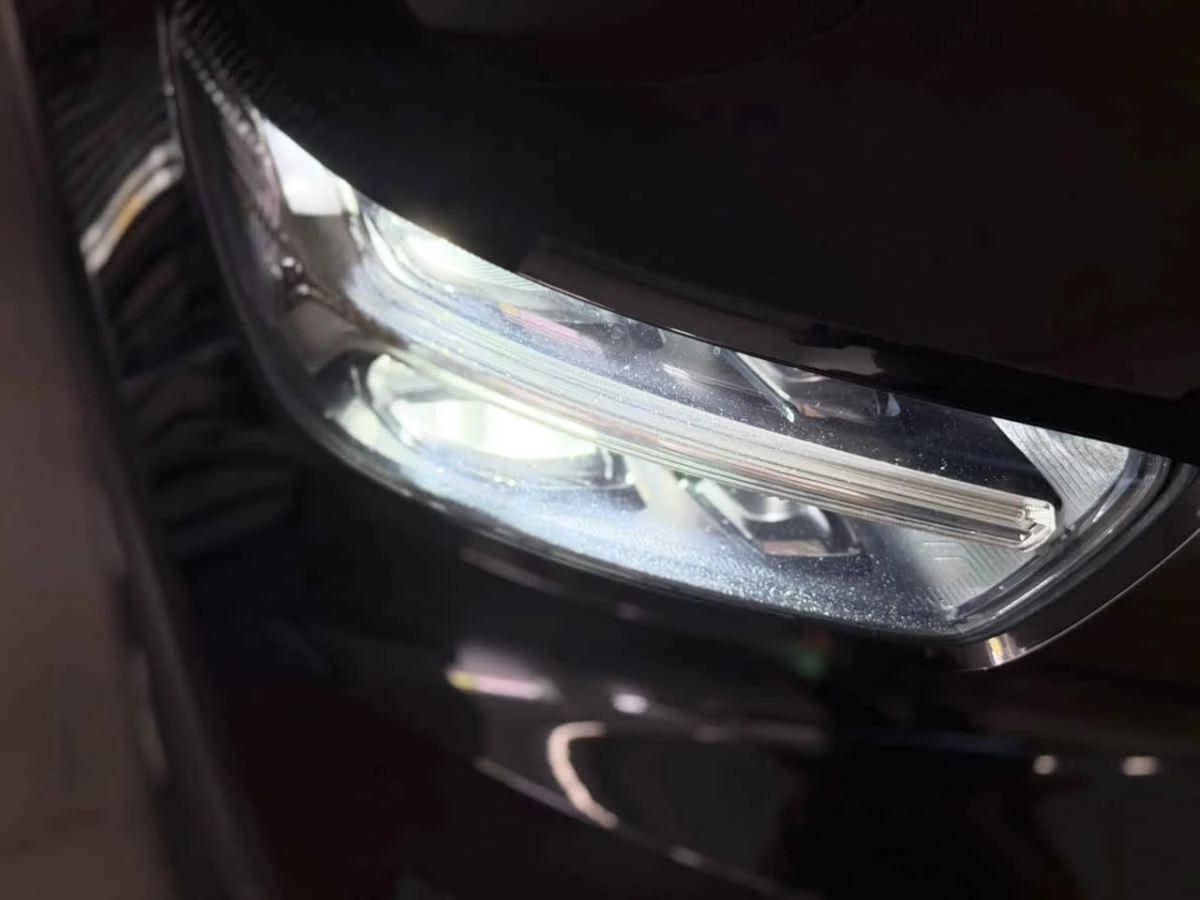 Volvo XC40 2021