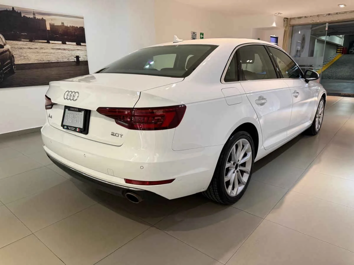 Audi A4 2018