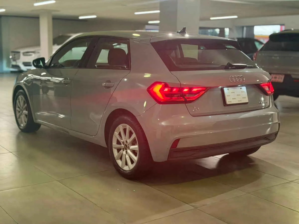 Audi A1 2024