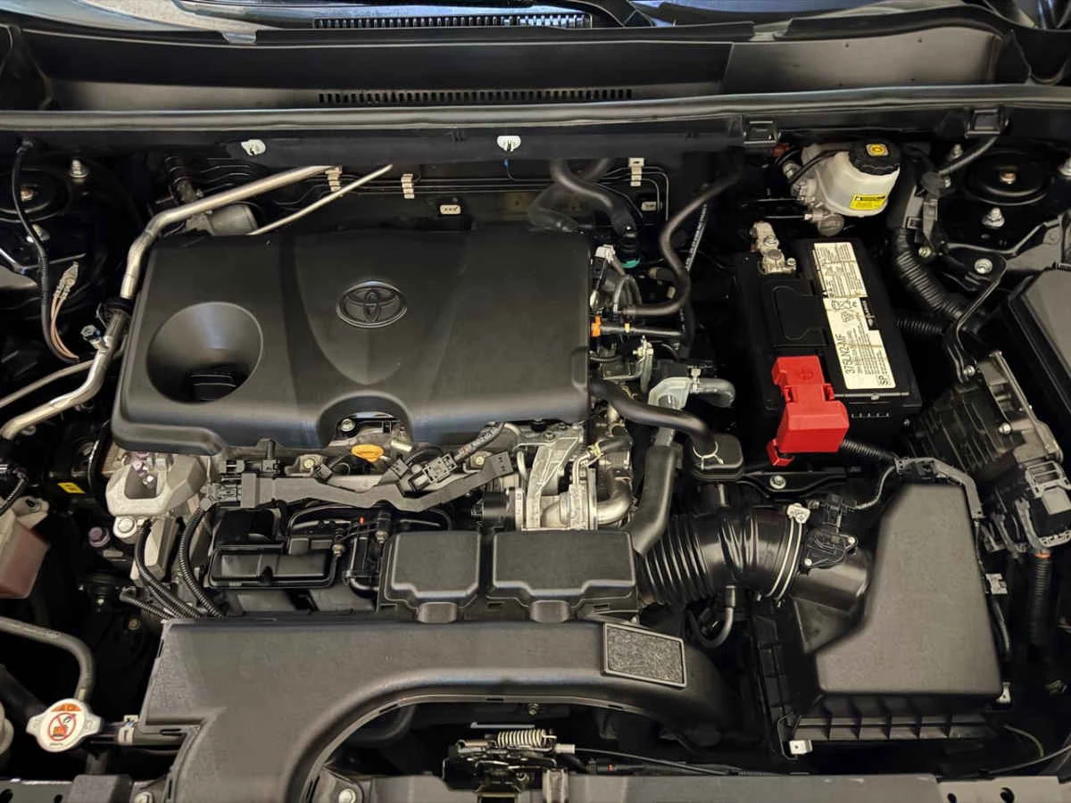 Toyota RAV4 2021