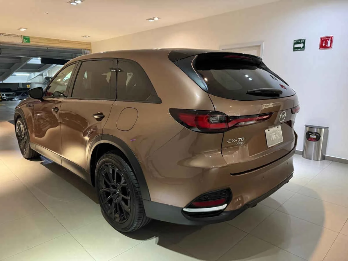 Mazda CX-70 2025