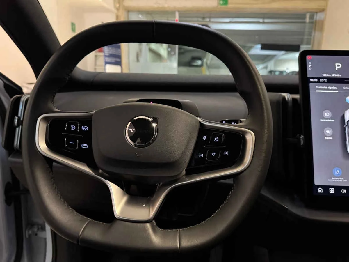 Volvo EX30 2025