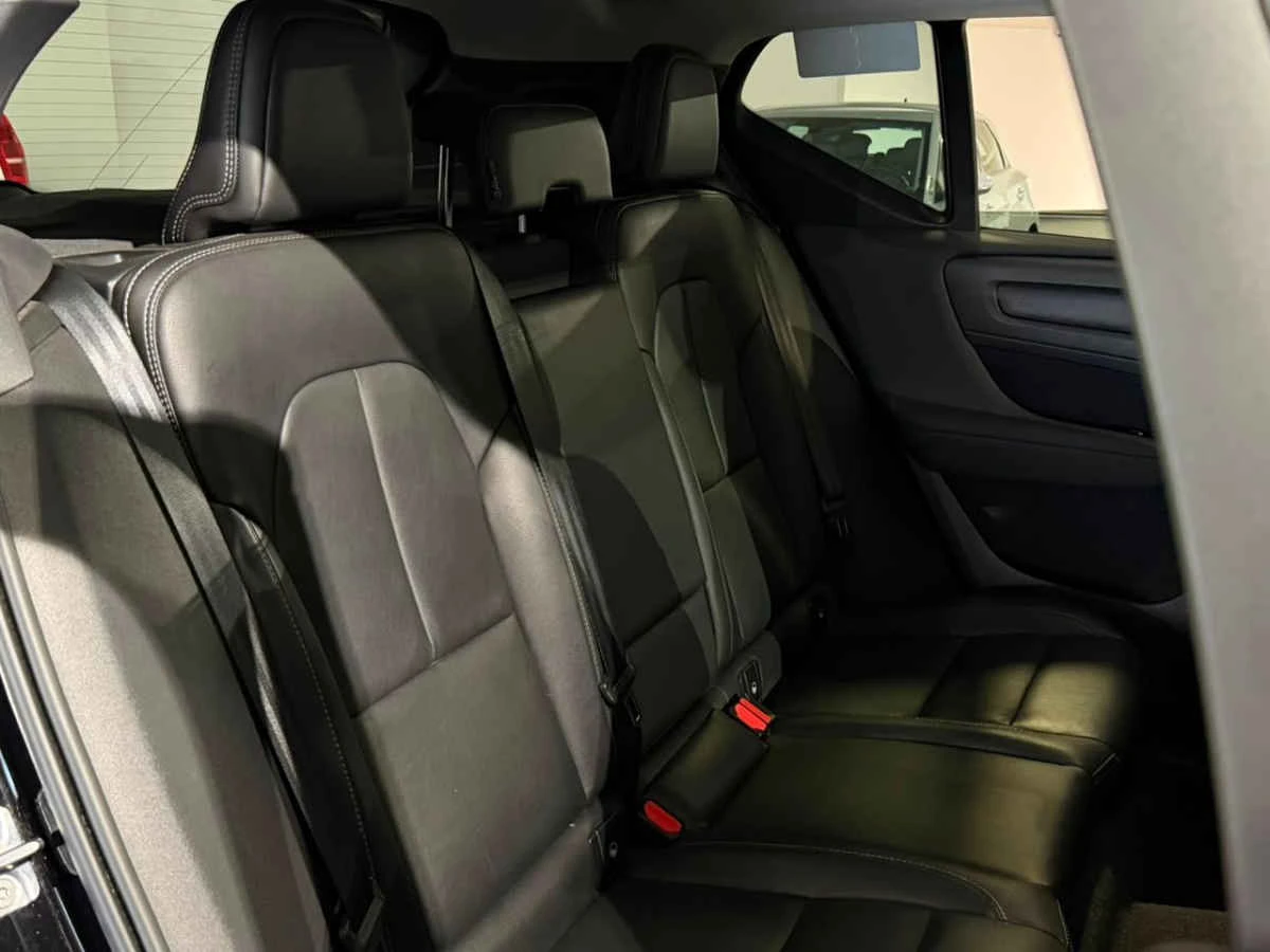 Volvo XC40 2021