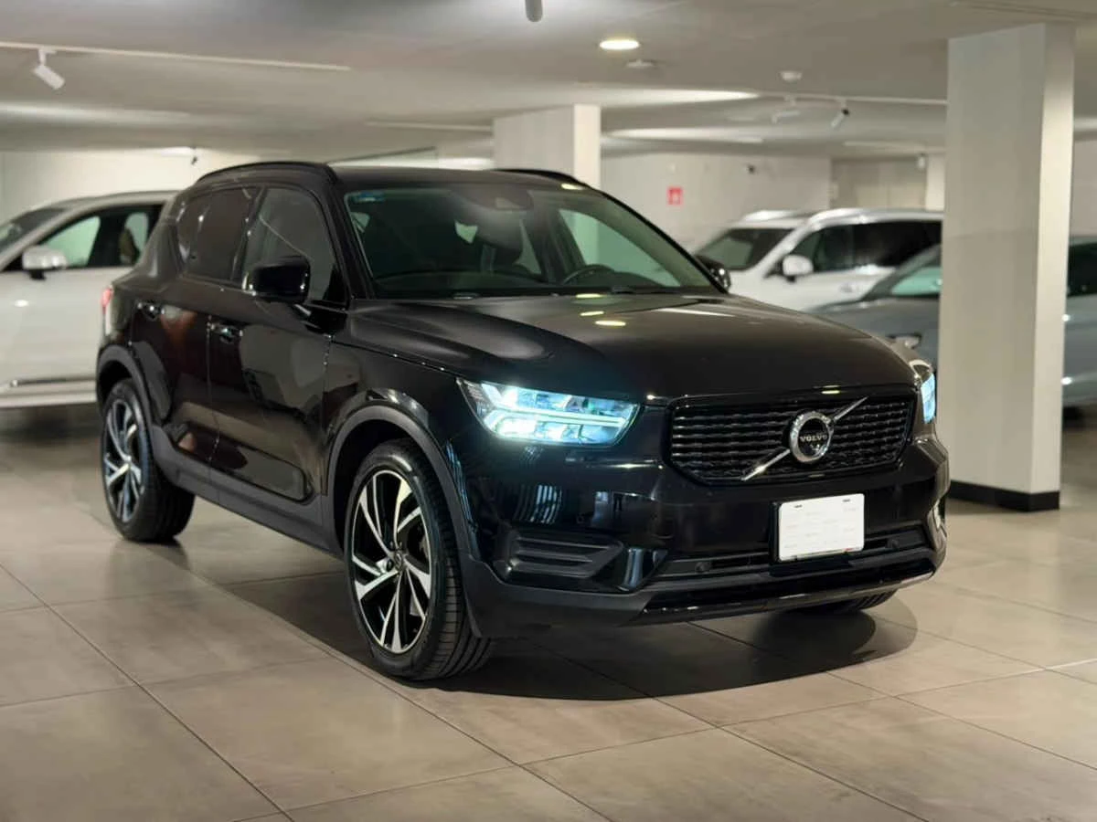 Volvo XC40 2021
