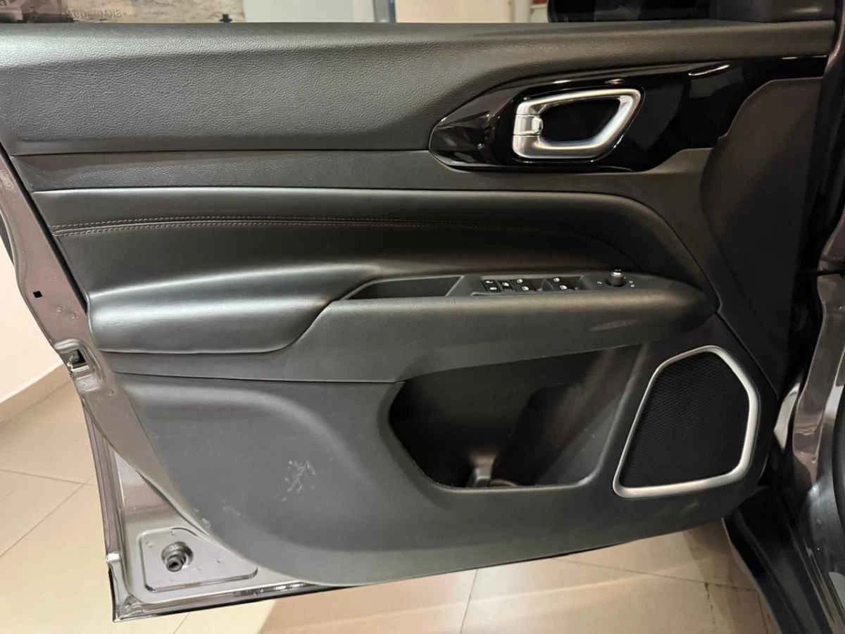 Jeep Compass 2025