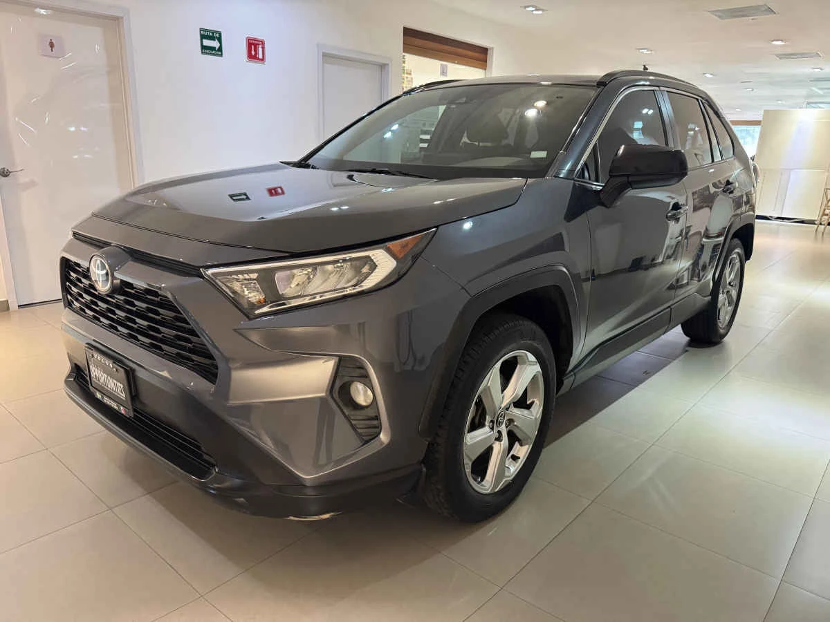 Toyota RAV4 2021