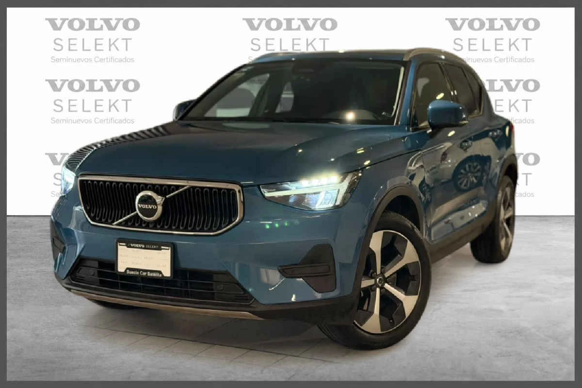 Volvo XC40 2023<