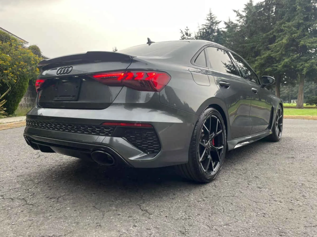 Audi RS3 2024