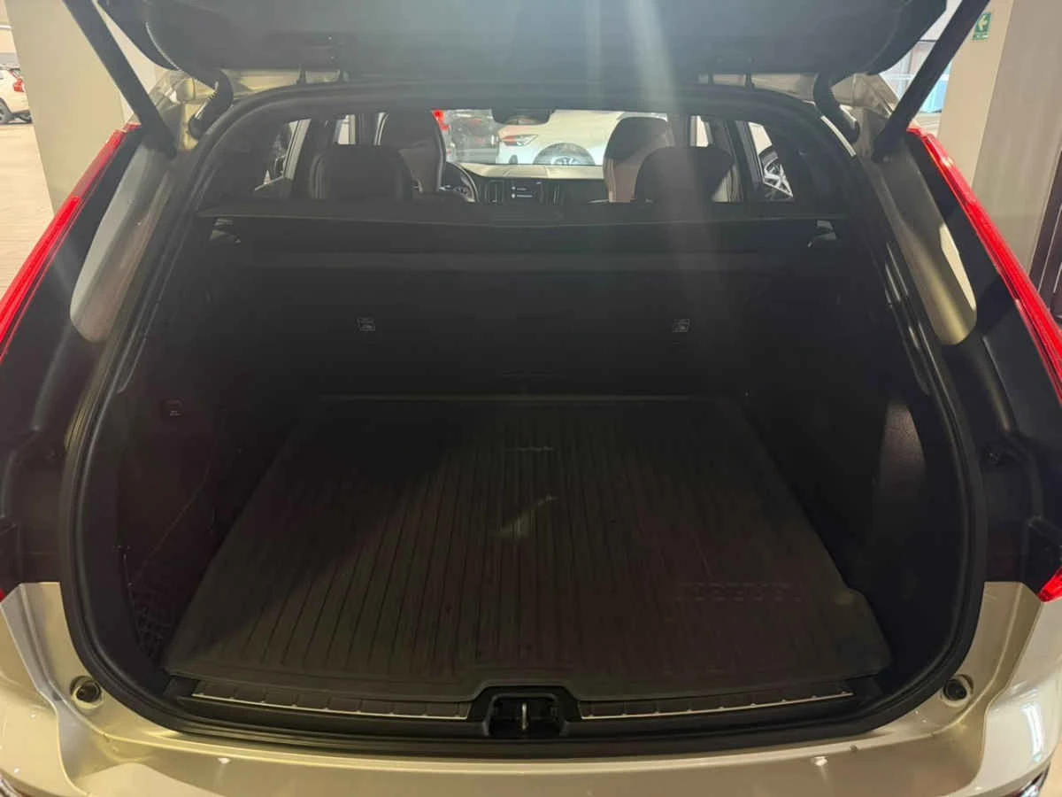 Volvo XC60 2021