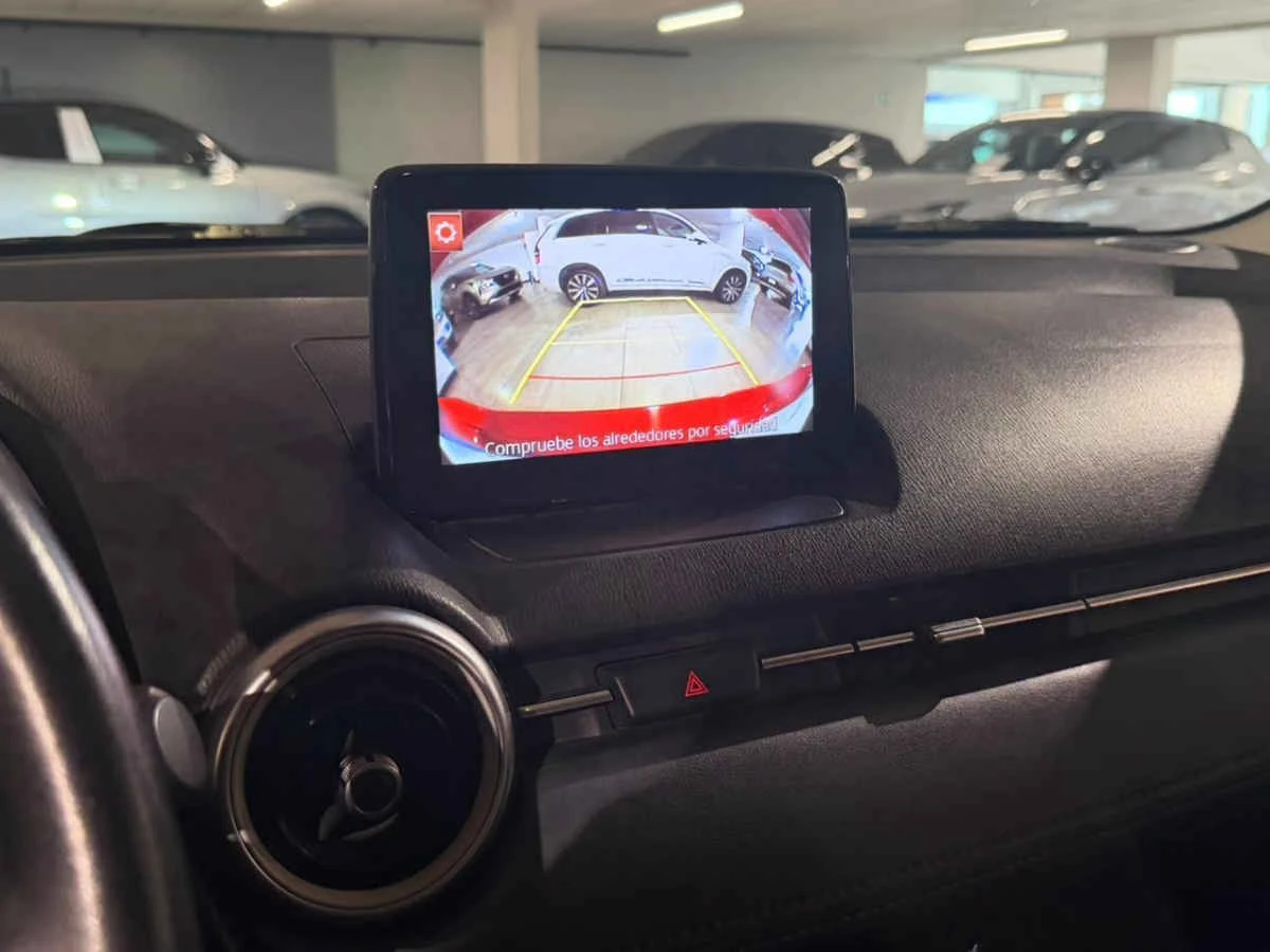 Mazda Mazda 2 2023