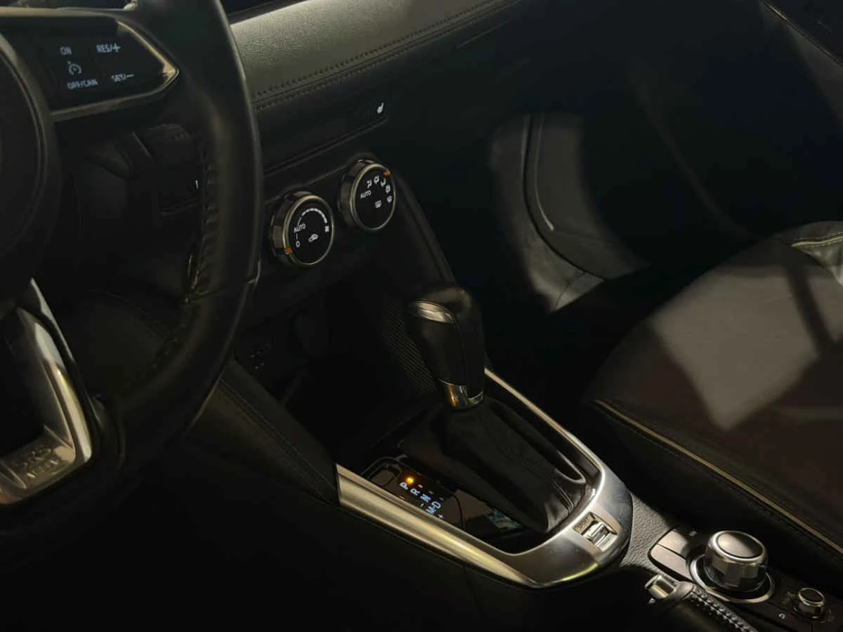 Mazda Mazda 2 2023