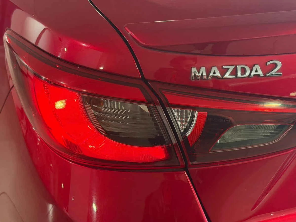 Mazda Mazda 2 2023