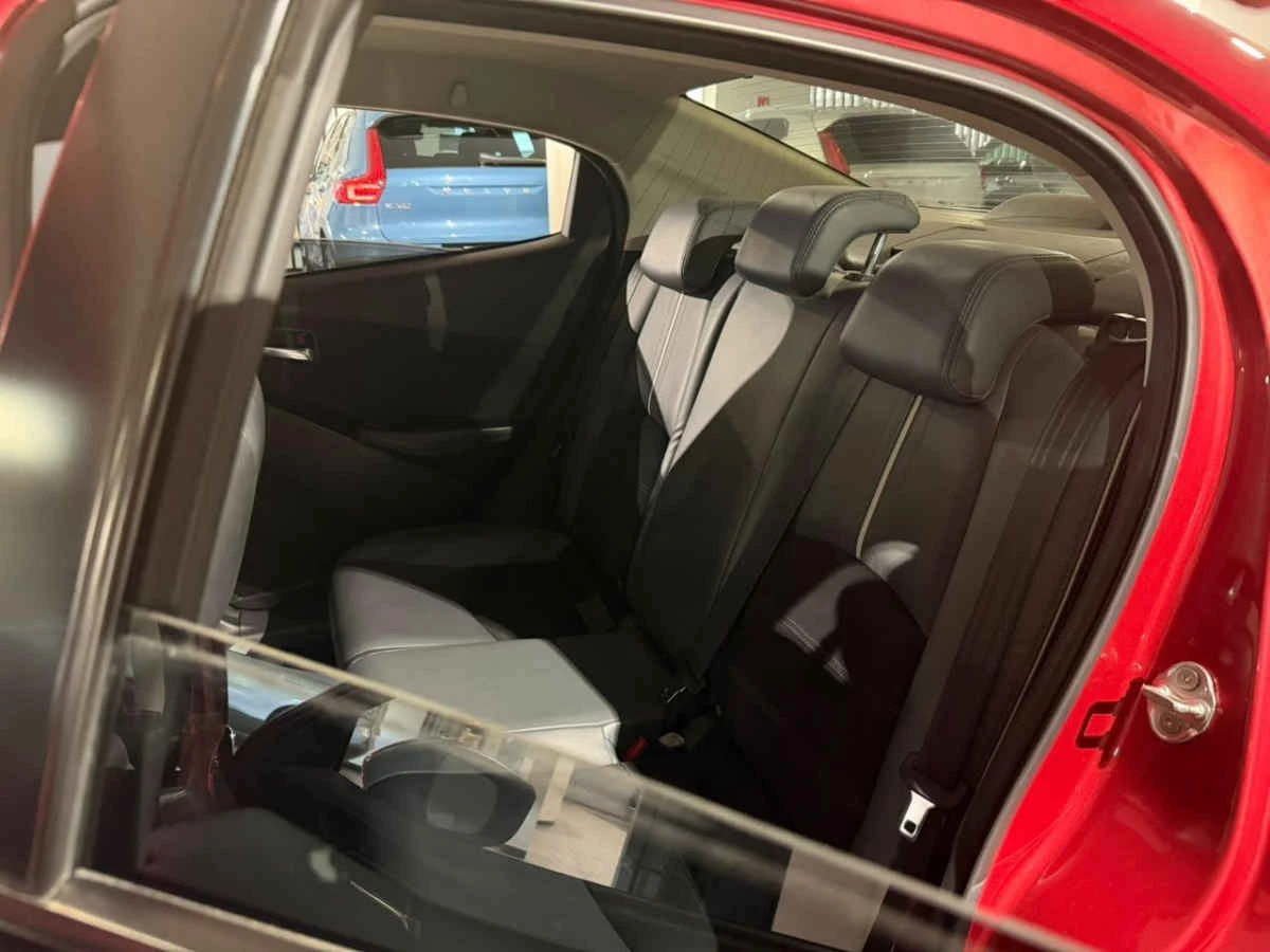 Mazda Mazda 2 2023