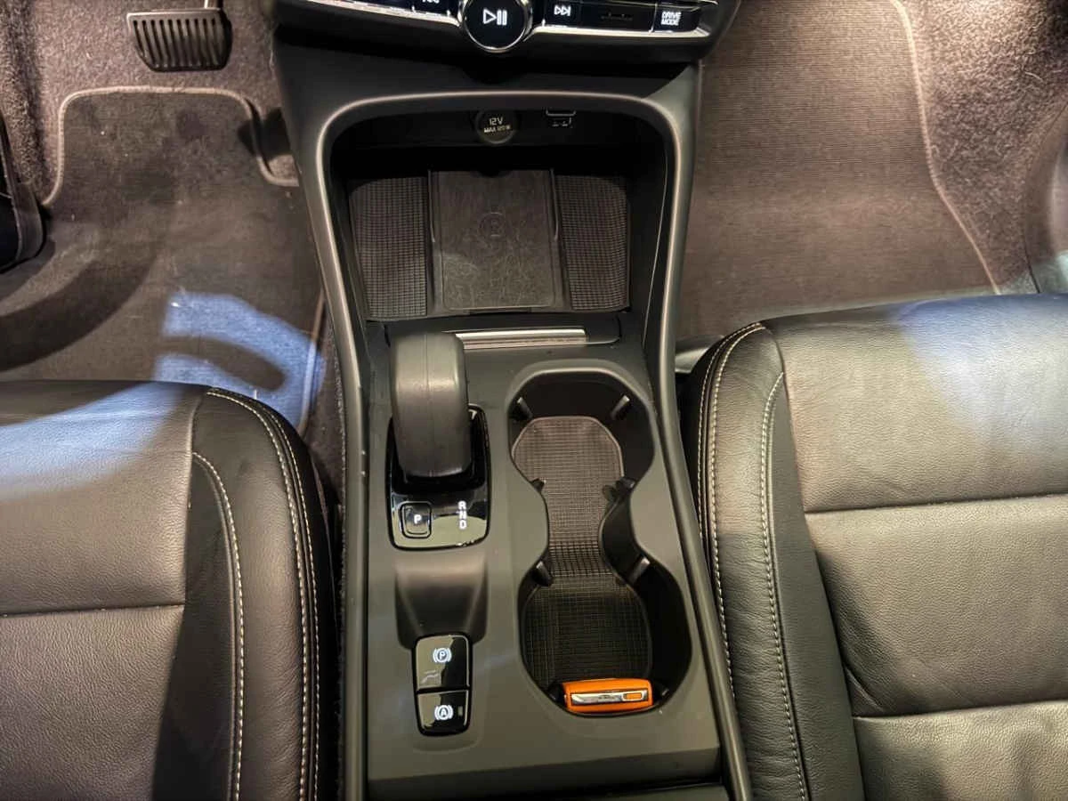Volvo XC40 2022