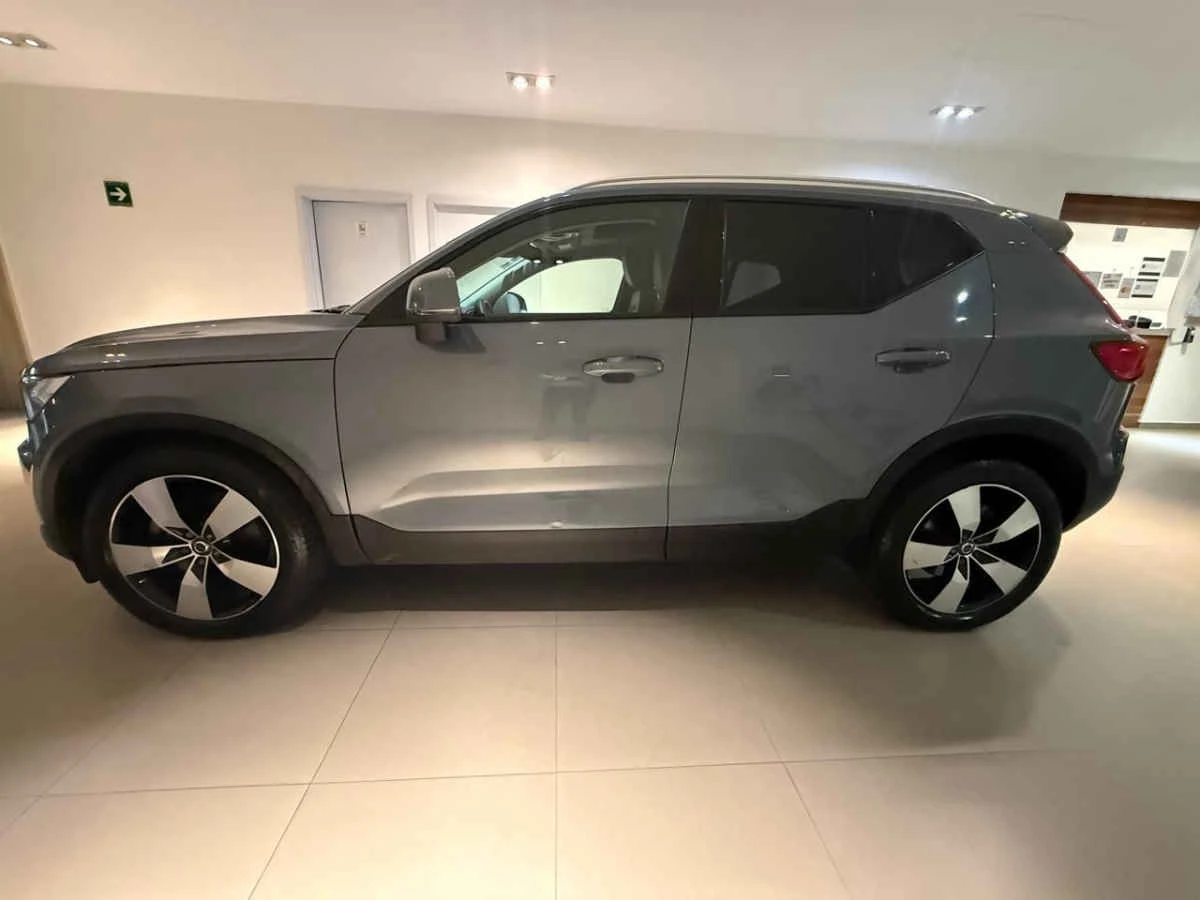 Volvo XC40 2022