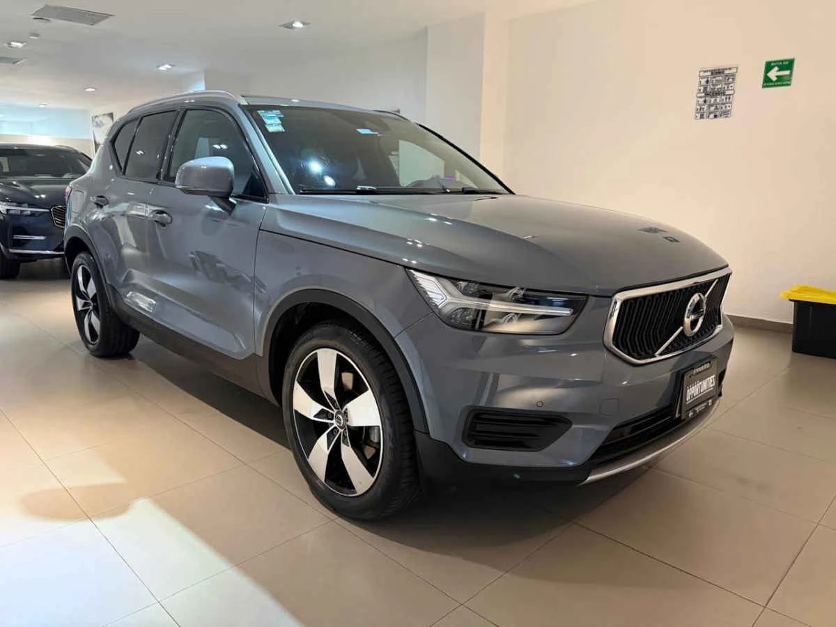Volvo XC40 2022