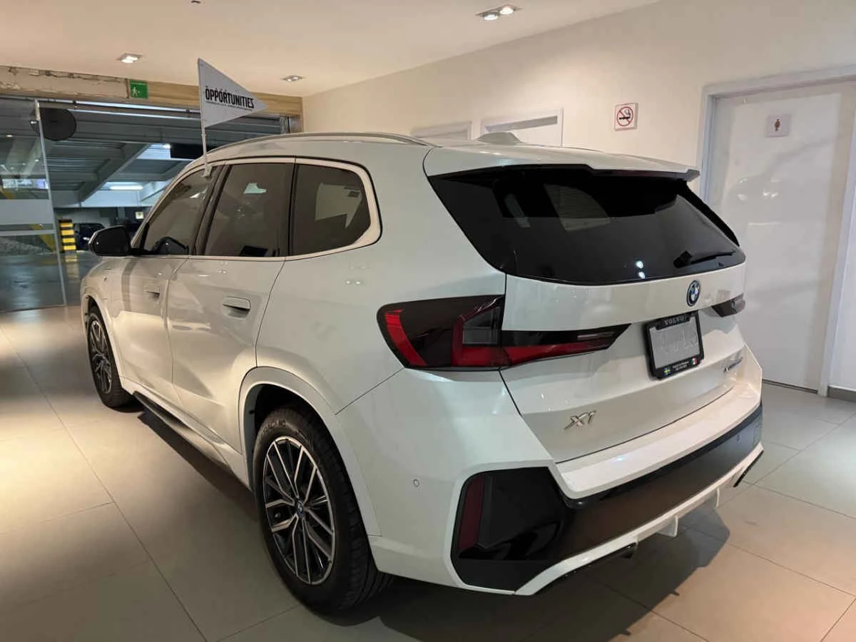 BMW X1 2025