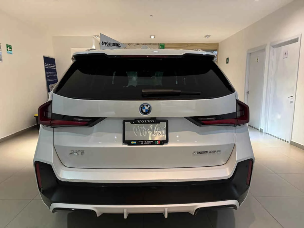 BMW X1 2025