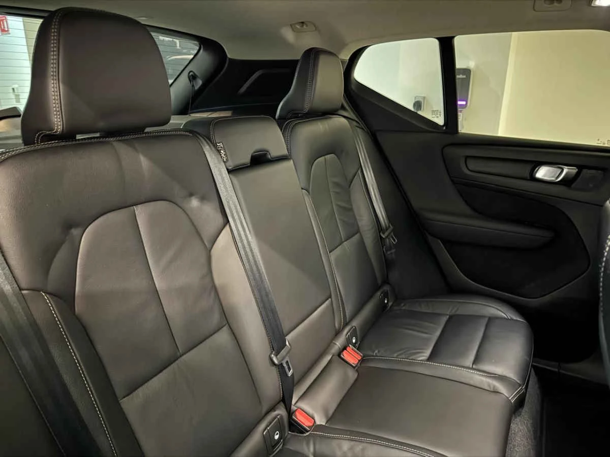 Volvo XC40 2023