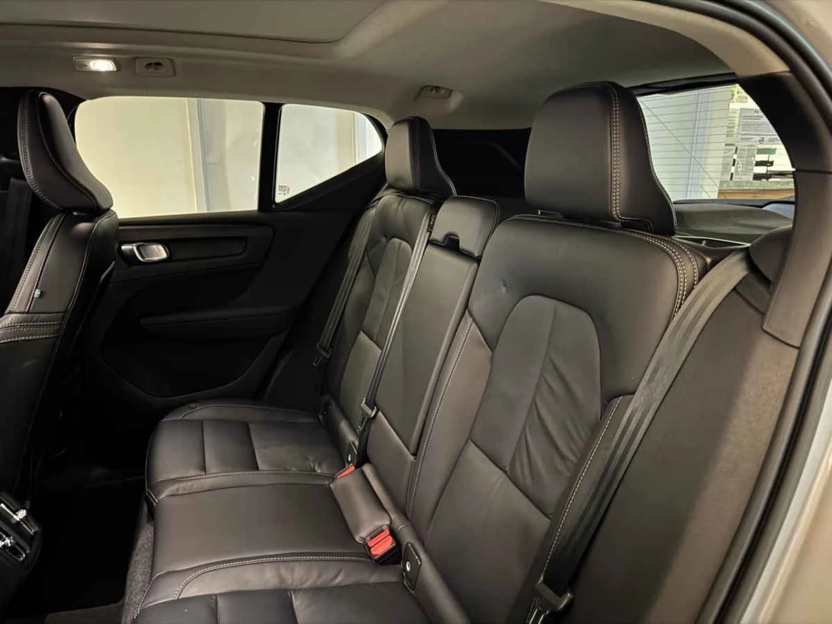 Volvo XC40 2023