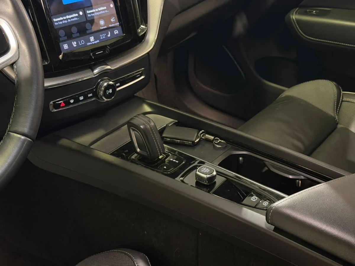 Volvo XC60 2022