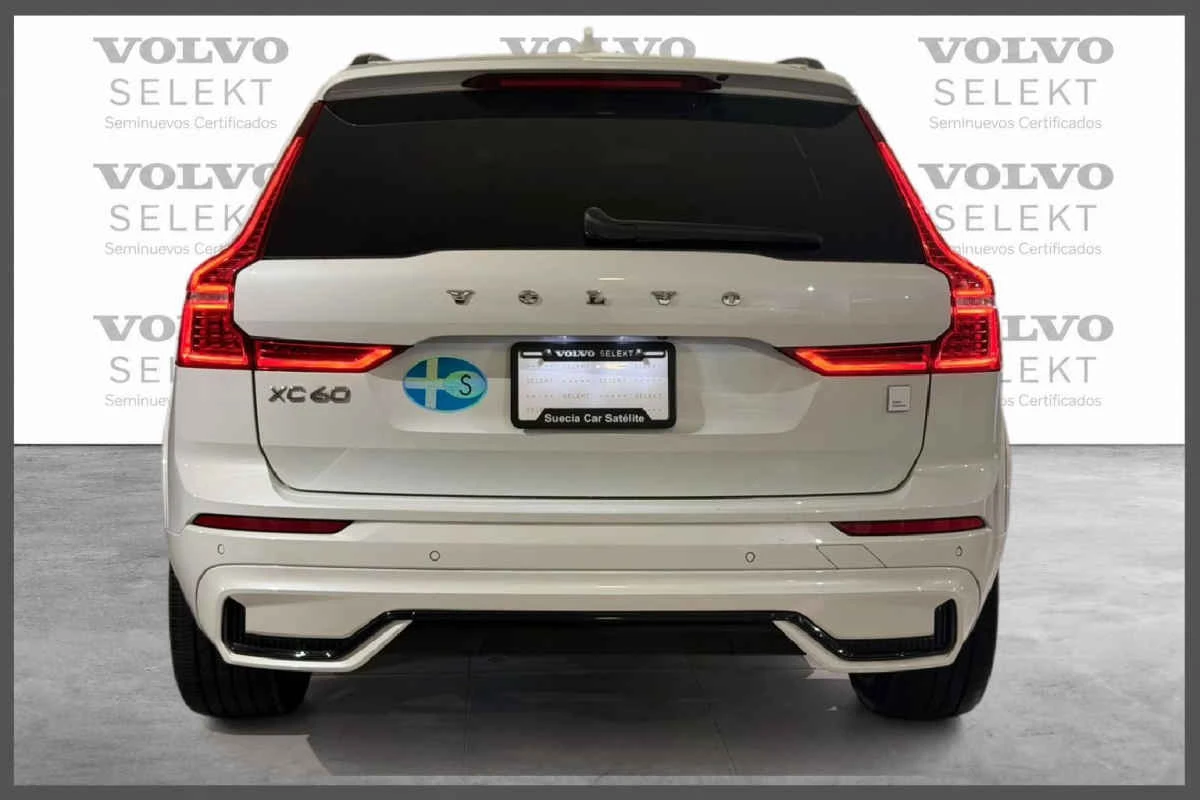 Volvo XC60 2022