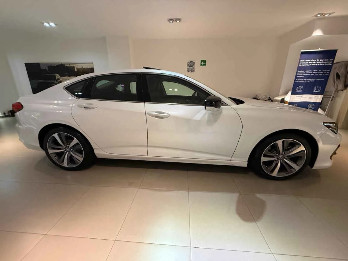 Acura TLX 2022