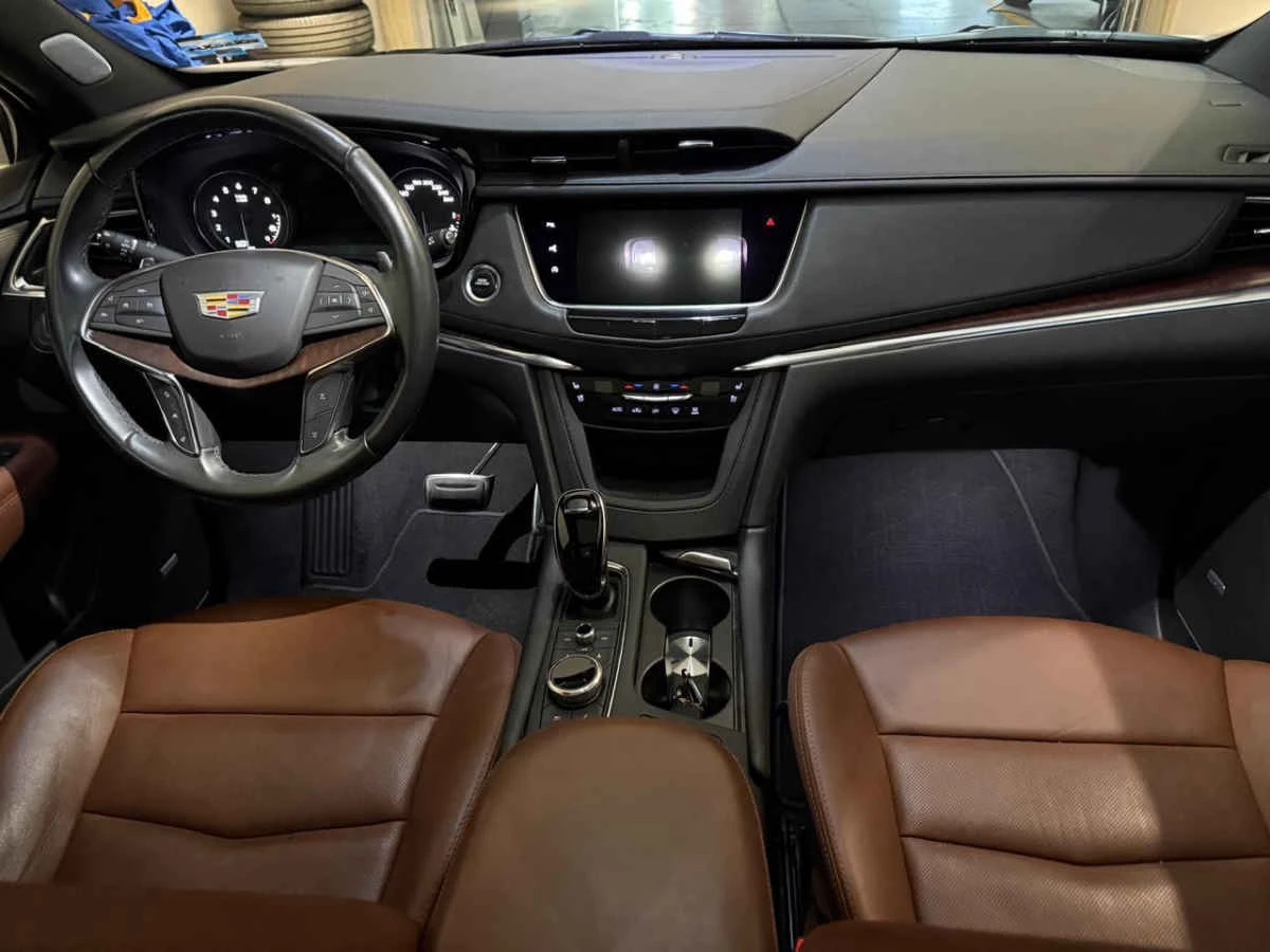 Cadillac XT5 2023