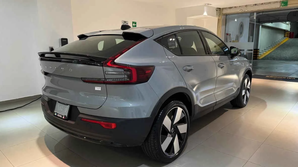 Volvo C40 2024