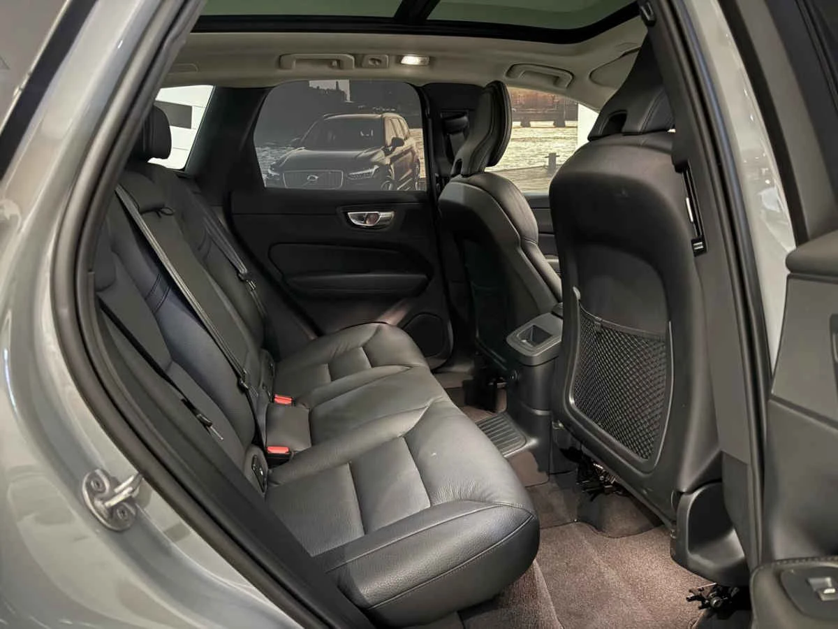 Volvo XC60 2024