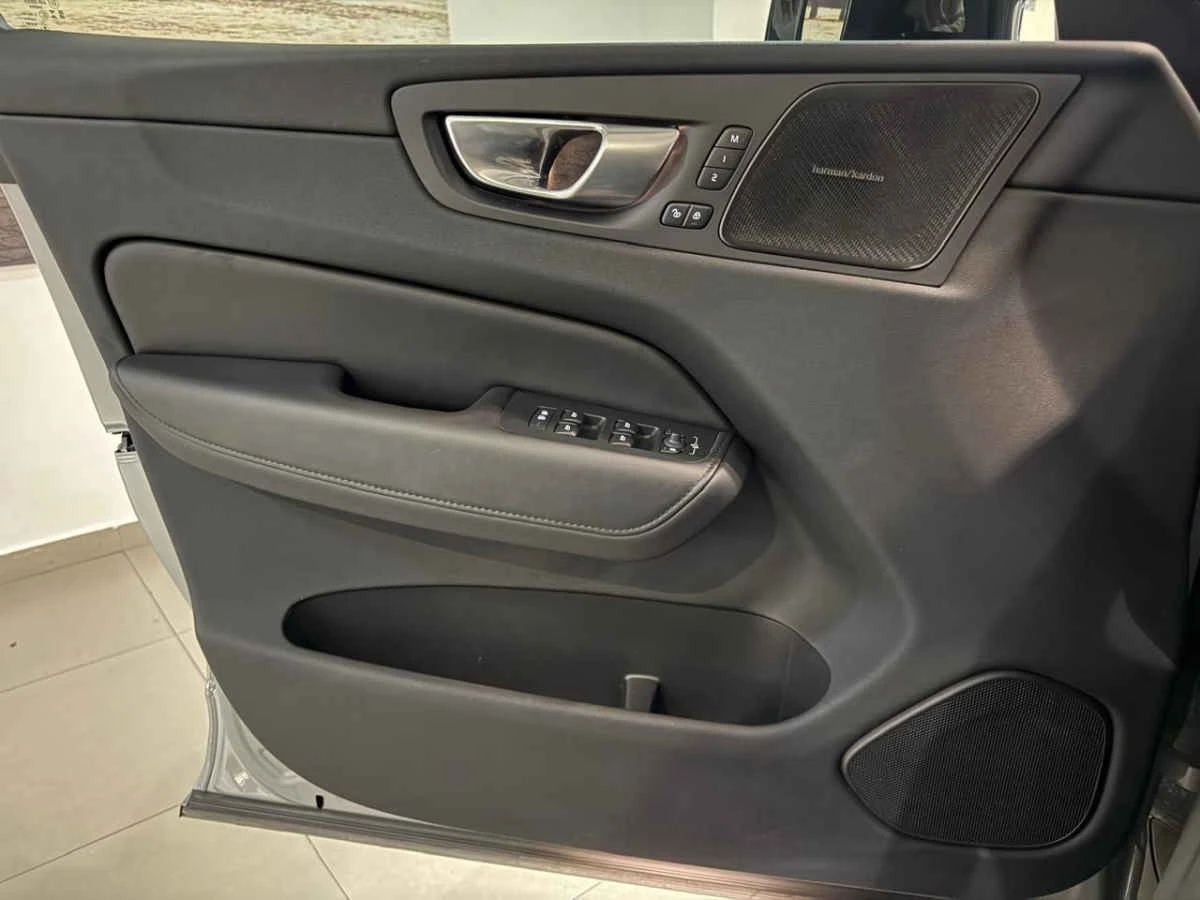 Volvo XC60 2024