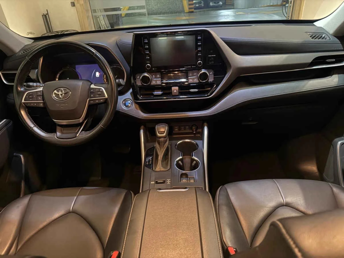 Toyota Highlander 2022