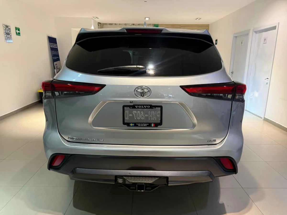 Toyota Highlander 2022